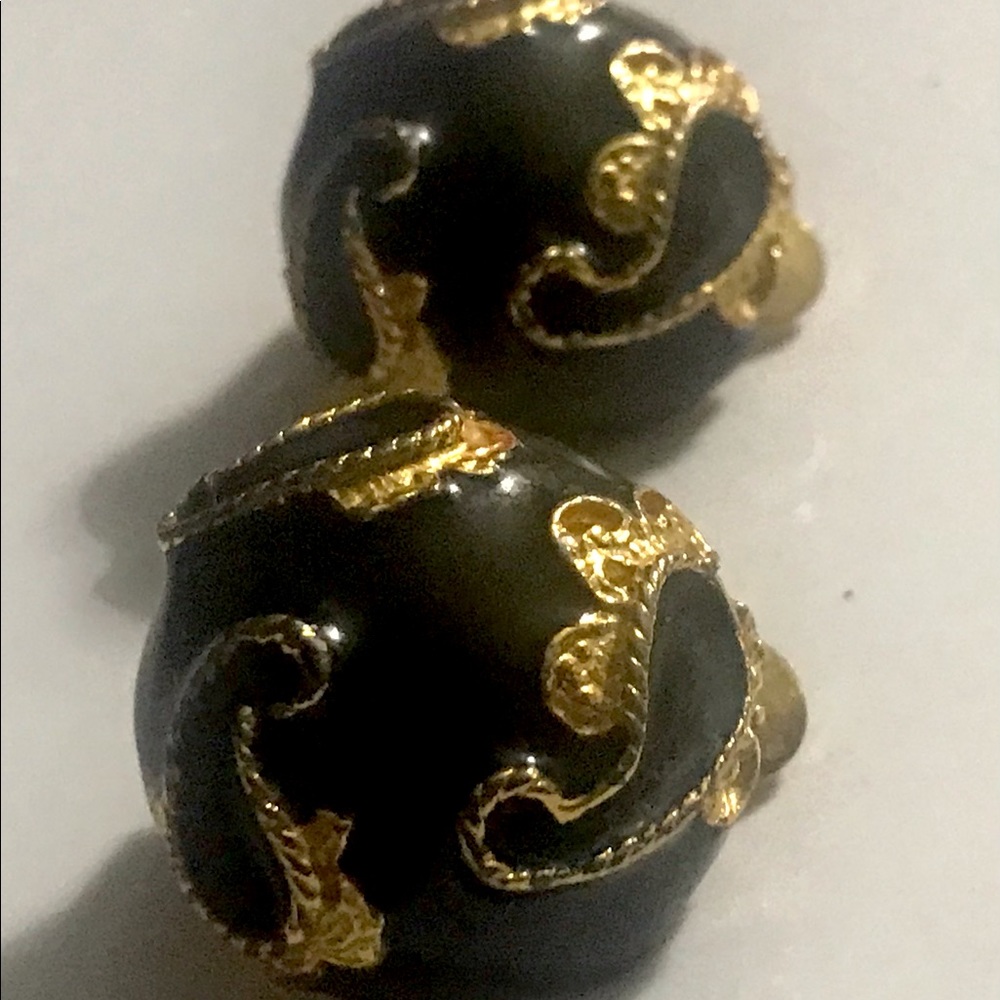 Vintage Maresca Signed Black Enamel & Gold Paisley Button Clip On Earrings